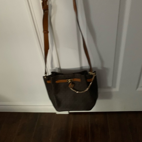 Michael Kors Dark Brown Shoulder Bag with Gold Accents - Picture 8 of 9